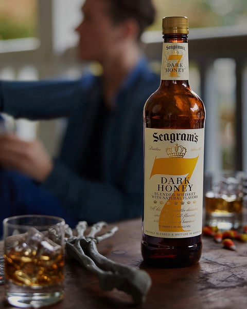 Seagram's 7 Orchard Dark Honey Whiskey