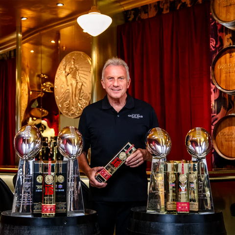 Gold Bar Joe Montana Championship Collection Whiskey Set