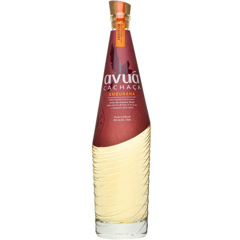 Avuá Amburana Cachaça