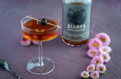 Alley 6 Apple Brandy