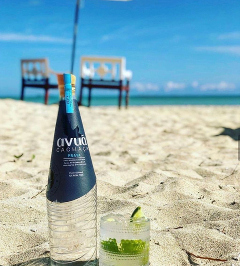 Avuá Prata Cachaça